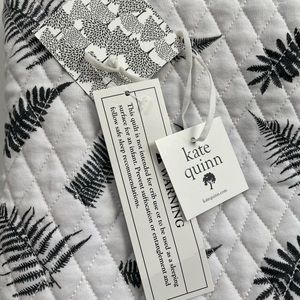 - KATE QUINN - circle baby quilted blanket